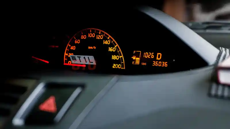 Foto - Jangan Posisikan Tuas Transmisi di D saat Macet