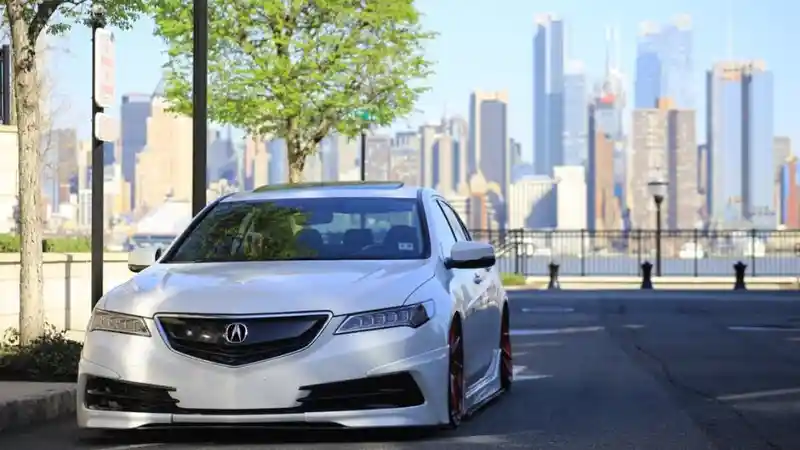 Foto - Hindari Hal Ini Jika Ingin Cat Mobil Tetap Seperti Baru