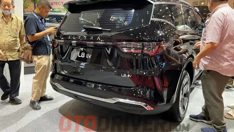 Foto - Aletra Resmi Debut Di Indonesia, Bawa MPV EV Setara BYD M6