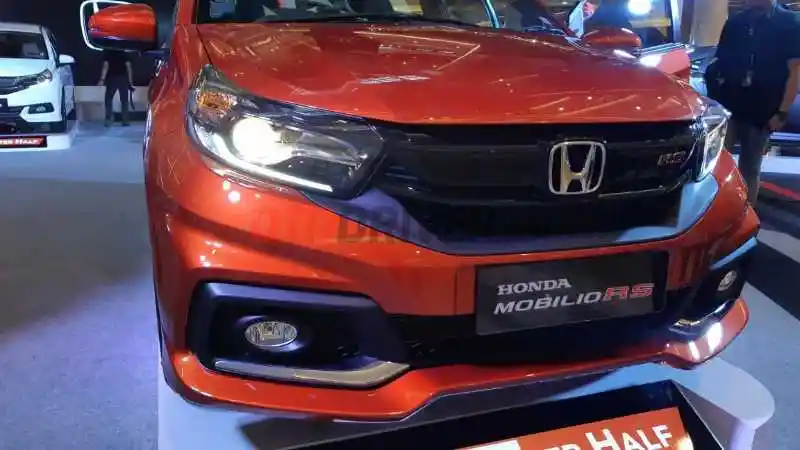 Foto - Honda Mobilio Diskon Hingga RP 40 Juta! Apa Konsekuensinya?