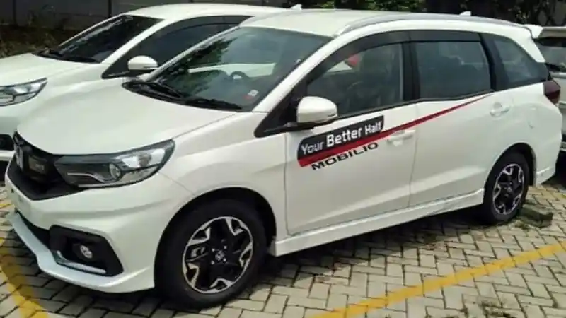 Berita - Honda Mobilio Tak Jadi Mati, Hanya Akan Tersedia Versi Terendah