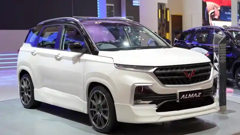 Foto - Wuling Buktikan Mobilnya Asik Untuk Dimodifikasi 