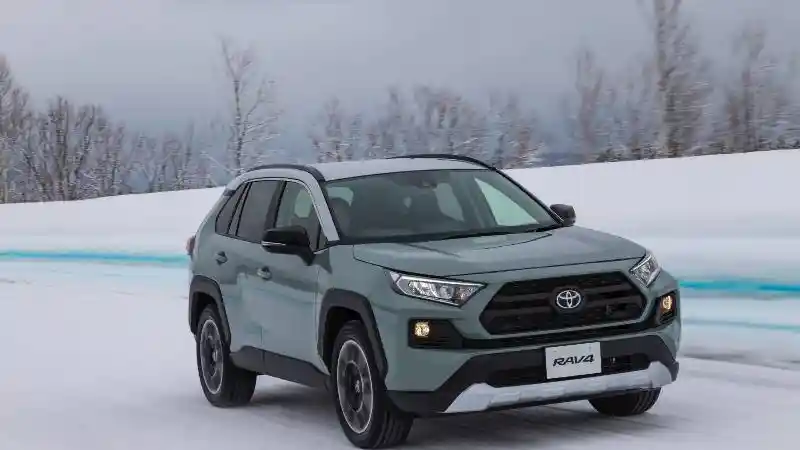 Foto - Alasan Salah Satu Mobil Paling Laris di Dunia Belum Masuk Indonesia