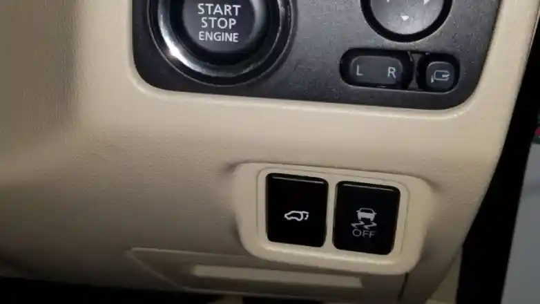 Foto - Keren! Buka-Tutup Bagasi Xpander Bisa Otomatis Pakai Motorized Back Door