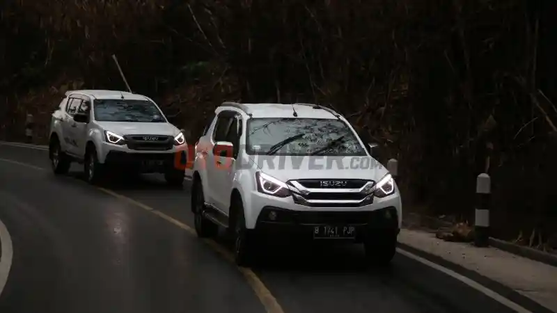 Foto - Kenapa Konsumen Pilih Isuzu mu-X Dalam Opsi SUV Ladder Frame?
