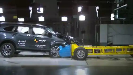 Crash Test - VIDEO: Crash Test Isuzu MU-X Generasi Terbaru (ANCAP)