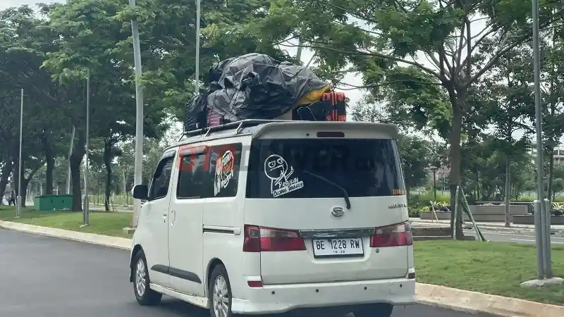 Foto - Mudik Bawa Barang Secukupnya, Jangan Sampai Membahayakan Pengemudi Lain
