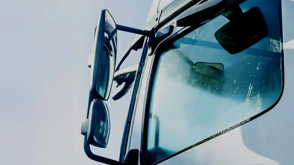 Berita - Berbagai Ragam Spion Jadi Ujung Tombak Informasi Visual Seputar Truk