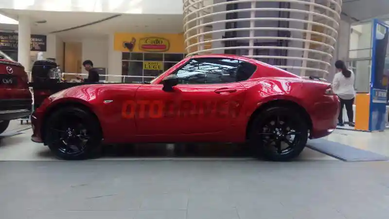 Berita - Mazda MX-5 Kini Lebih Bertenaga. Berapa Harganya?