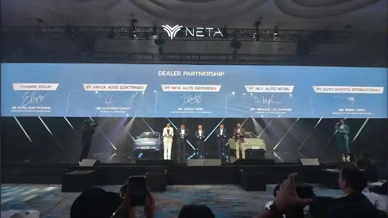Foto - Neta Perkuat dan Perluas Jaringan, Gandeng Empat Grup Dealer Ternama