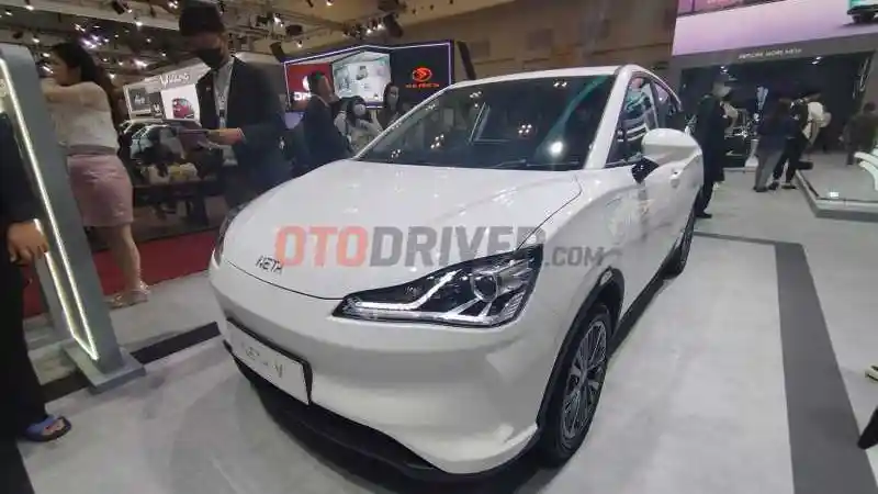 Foto - Komparasi Tenaga, Kapasitas Baterai, Dan Range Citroen E-C3 vs Neta V