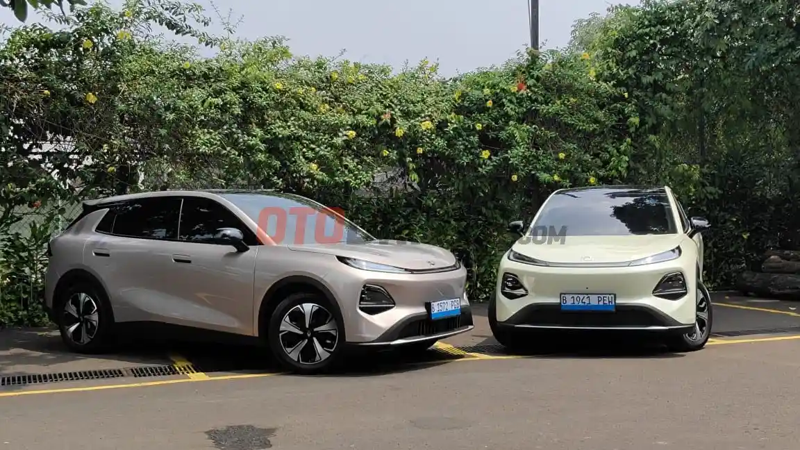 Mobil Listrik - Changan Nevo Q05 Bikin Penasaran, Pengunjung Kafe Sampai Tertarik Beli Saat Sesi Test Drive