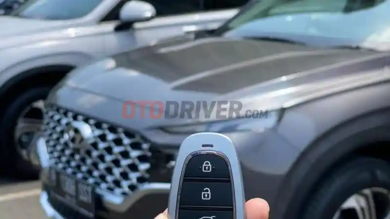 Foto - 5 Fitur Pada New Santa Fe Yang Tidak Dimiliki Honda CR-V