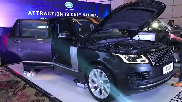 Foto - Alasan Range Rover Bermesin Diesel Tak Dipasarkan di Indonesia