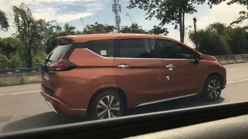 Foto - Sekilas Perbedaan Livina Generasi Terbaru Dengan Xpander