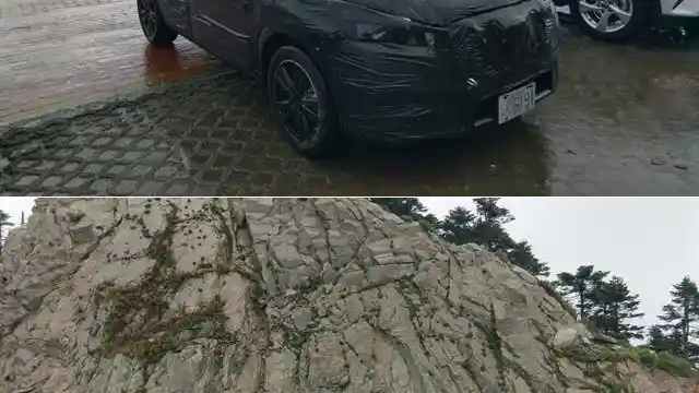 Foto - Nissan Kicks dan Toyota C-HR Bertemu, Siapa yang Paling Jangkung?