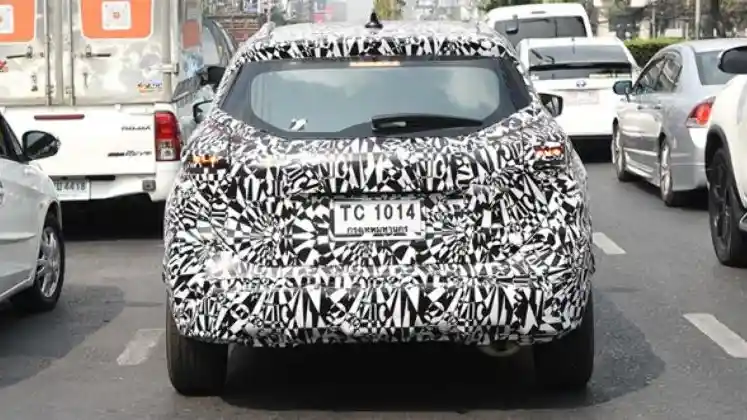 Foto - Nissan Kicks e-Power Diperkenalkan Bulan Depan 
