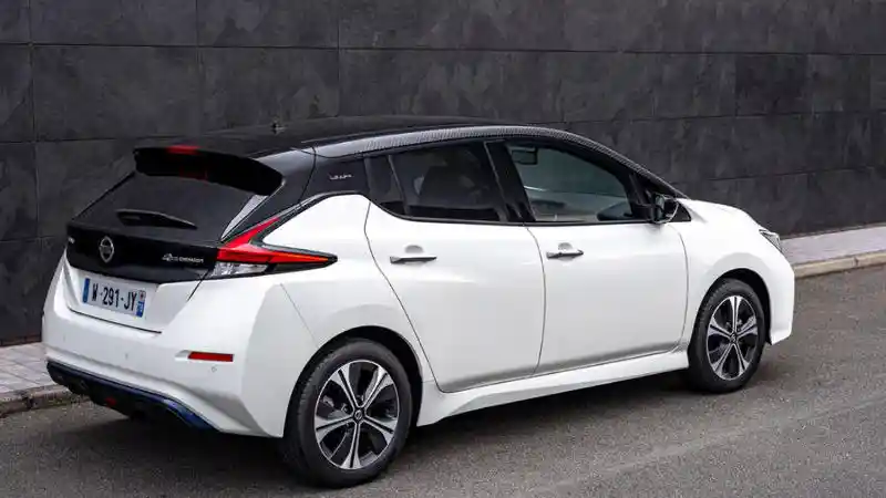 Foto - Nissan LEAF Unggul Dalam Penggunaan Baterai dan Garansi, Berikut Detailnya