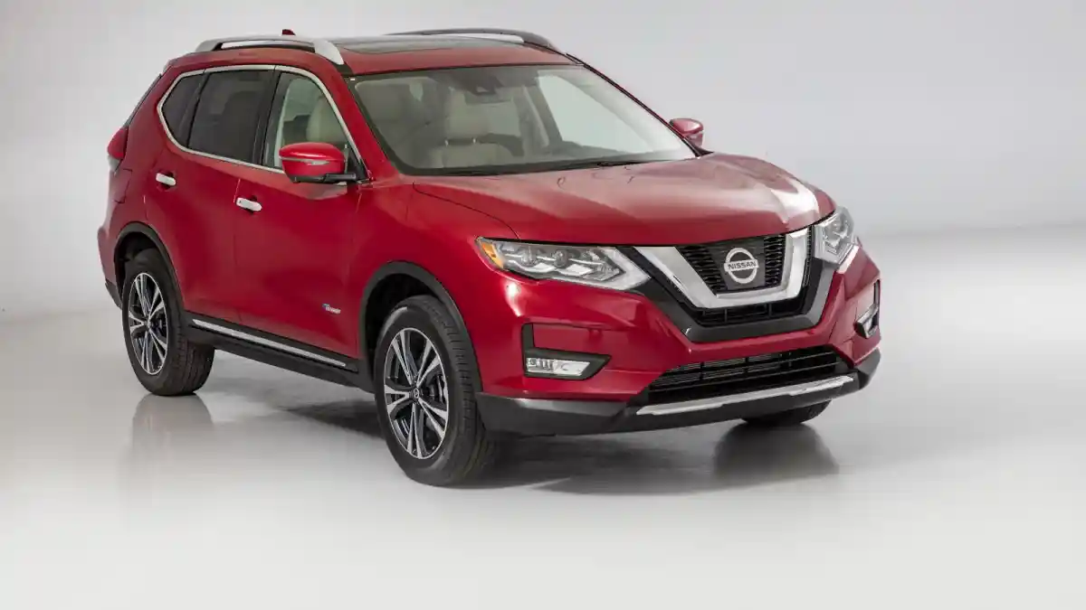 Foto - Nissan Indonesia Siapkan X-Trail Facelift. Untuk 2017?
