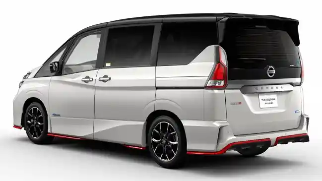 Foto - Nissan Serena Nismo Mulai Dijual di Jepang