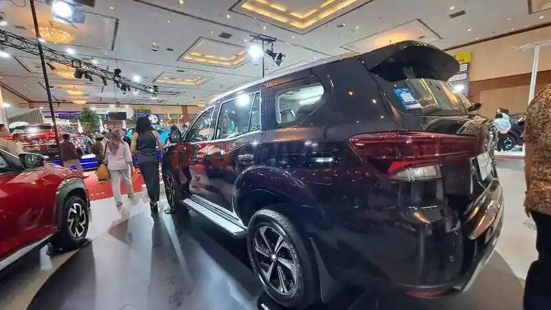 Foto - Meluncur di GJAW, Segini Harga Nissan Terra Facelift 