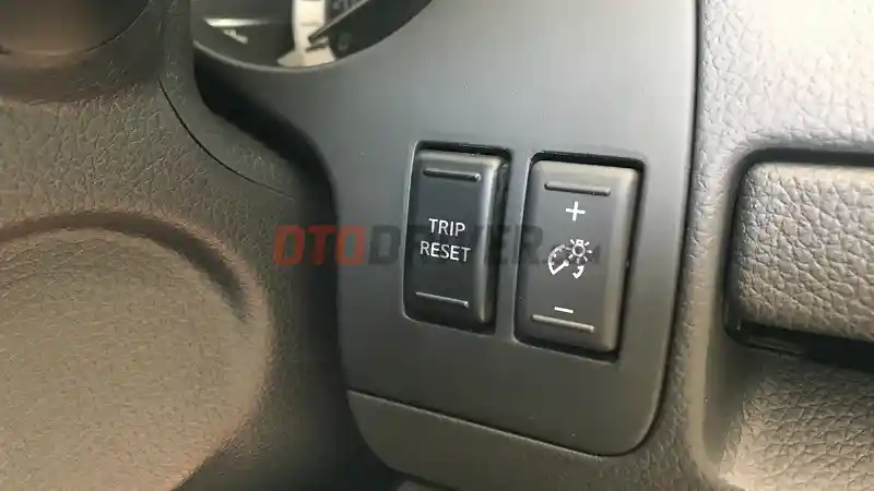 Foto - First Drive: Nissan Terra 2.5 (4x4) VL AT 