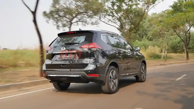 Foto - Tebus Nissan X-Trail Model Terlaris Dengan Angsuran Mulai Rp 10 Jutaan, Siapkan DP Segini