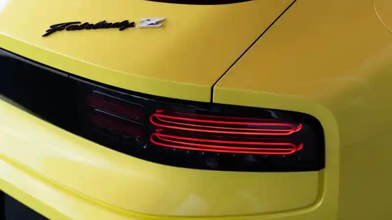 Foto - Generasi Teranyar Nissan Z Resmi Debut Dunia