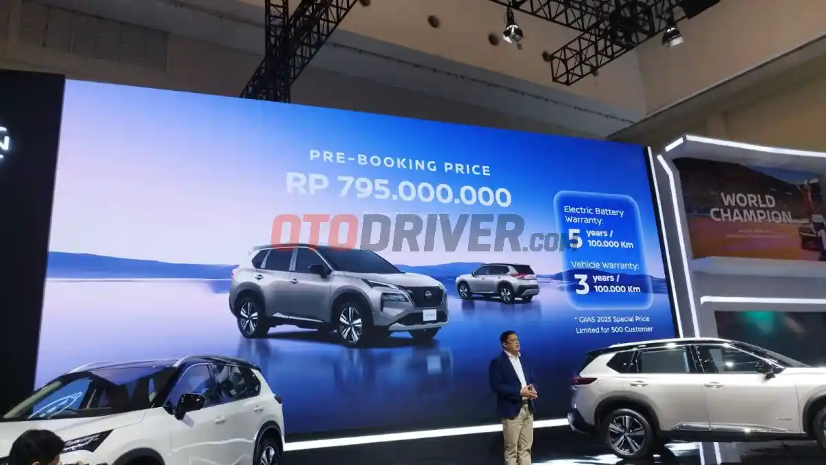 Foto - Nissan X-Trail Generasi IV Meluncur Di GIIAS, Harga Rp 795 juta