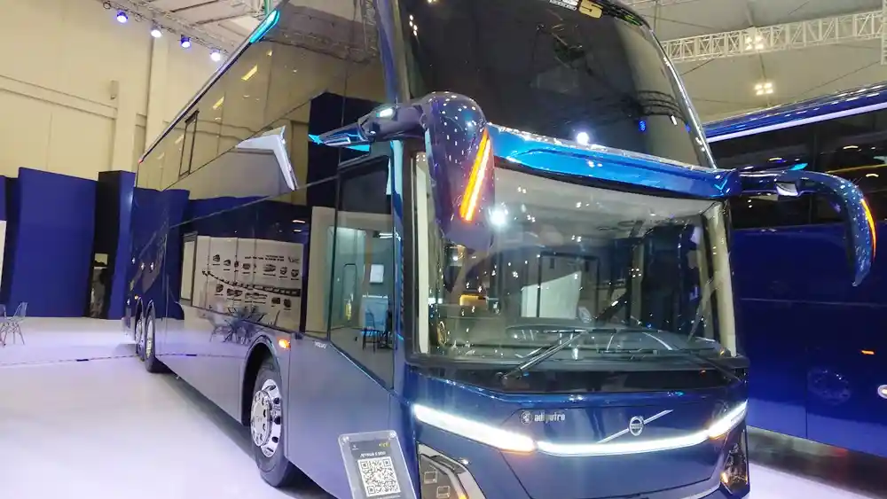 Foto - Mau Beli Bus Double Decker? Segini Harganya…