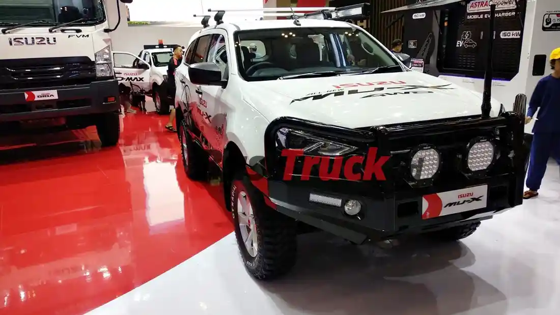 Foto - GIIAS 2024: Isuzu Fokus Di Segmen Logistik
