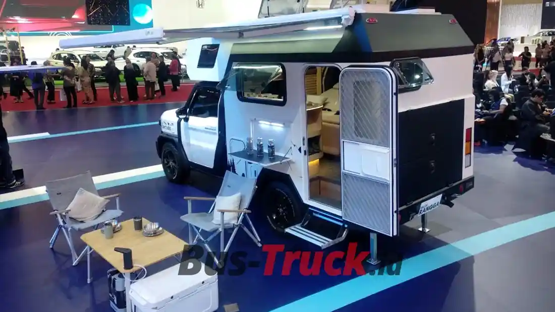 Foto - GIIAS 2024 Surabaya: Simak Dari Dekat Rangga dan Carry Mobile Charging