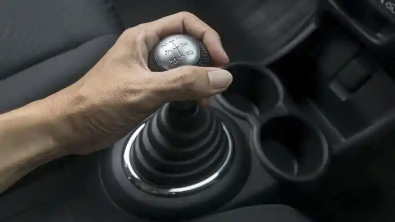 Foto - Masih Andalkan Mobil Bertransmisi Manual Untuk Berlibur? Yuk Simak Hal Ini