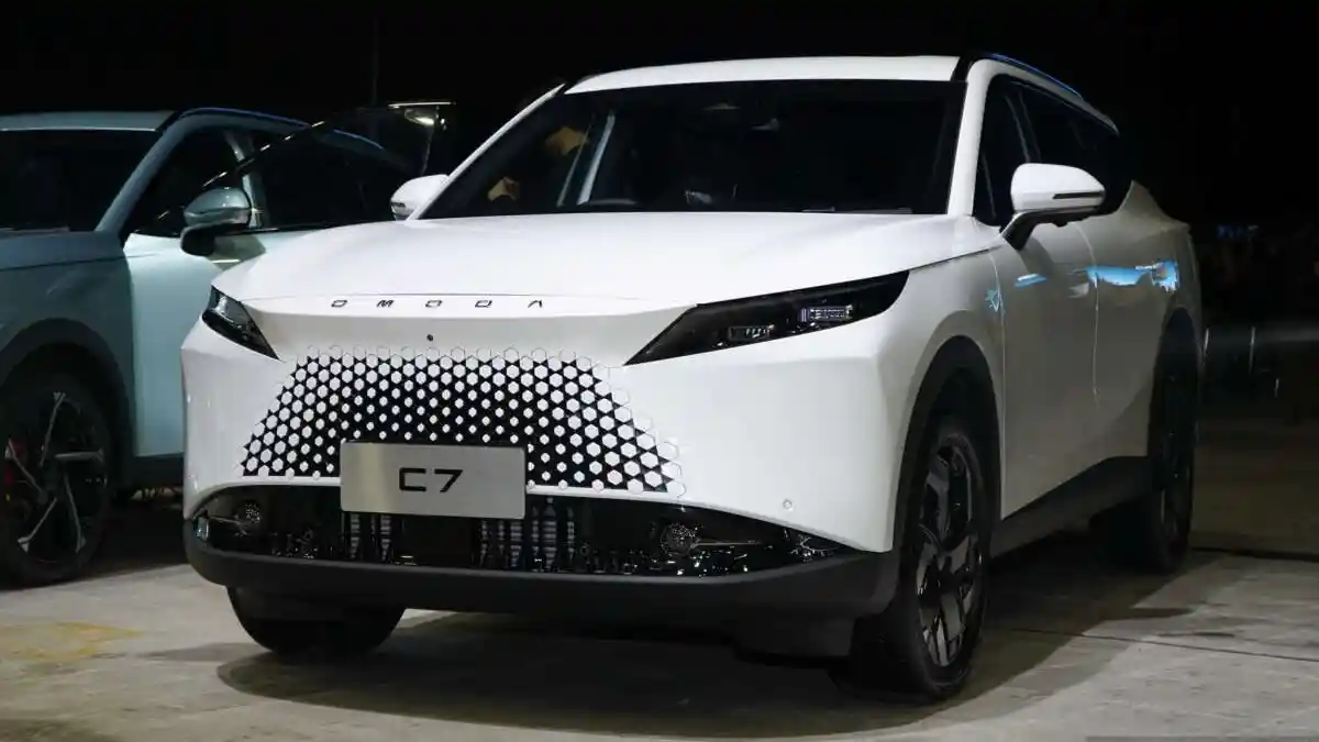 Berita - Omoda C7 Debut Di Malaysia, Kembaran Chery Tiggo 8 CSH cs