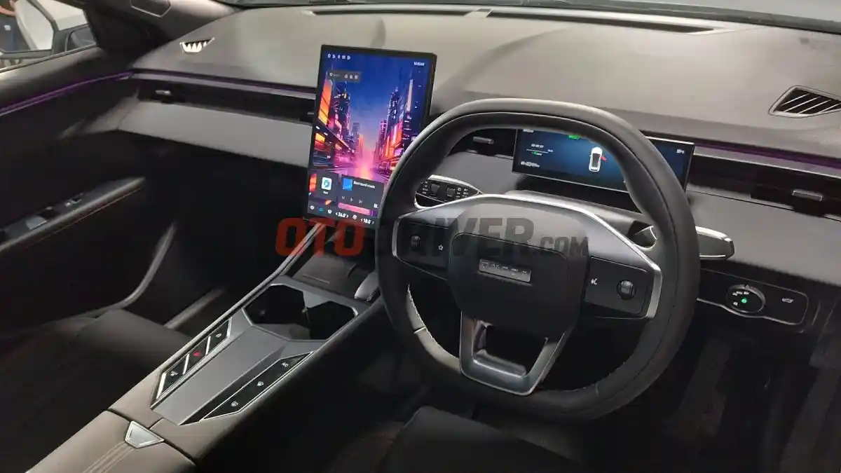 Foto - Omoda O4 Hadir di Indonesia, SUV Canggih Dilengkapi AI