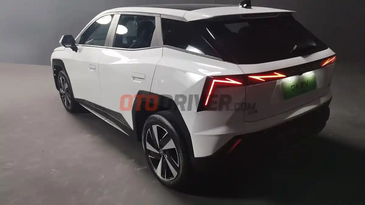 Foto - Omoda O4 Hadir di Indonesia, SUV Canggih Dilengkapi AI