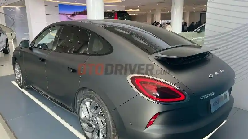 Foto - Mengenal GWM Ora 7, Mobil Listrik Berperforma Tinggi Yang Mungkin Masuk Indonesia