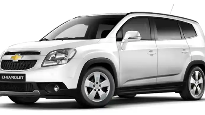 Foto - Musuh Kijang Innova Satu ini Merana, 10 Bulan Laku 130 Unit