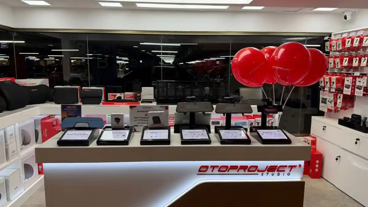 Foto - Otoproject Studio Dibuka Di Dua Mall Besar, Bisa Coba Produk Langsung