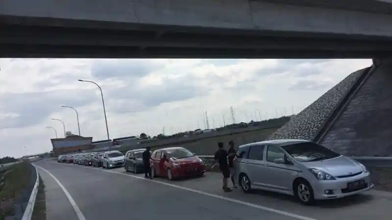 Foto - Para Pecinta Toyota Wish Sukses Gelar Gathering Nasional