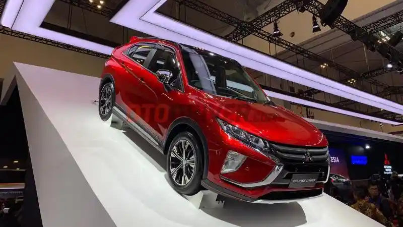 Foto - GIIAS 2019: Mitsubishi Eclipse Cross Resmi Dijual. Mulai Dari RP 478 Juta (22 FOTO) 