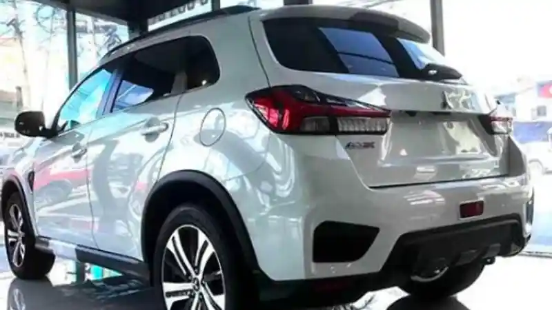 Foto - Outlander Sport Facelift Myanmar Tembus Setengah Milyar Rupiah