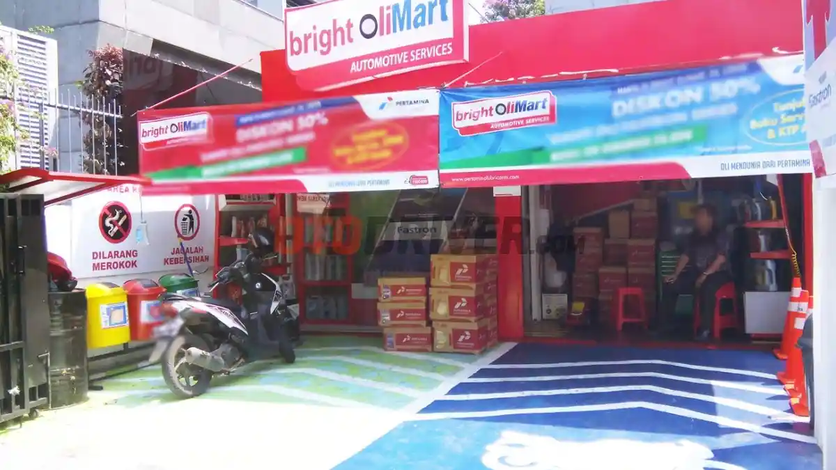 Foto - Naiknya Harga BBM Masih Tertahan, Harga Oli Juga Sudah Mengintip Buat Naik