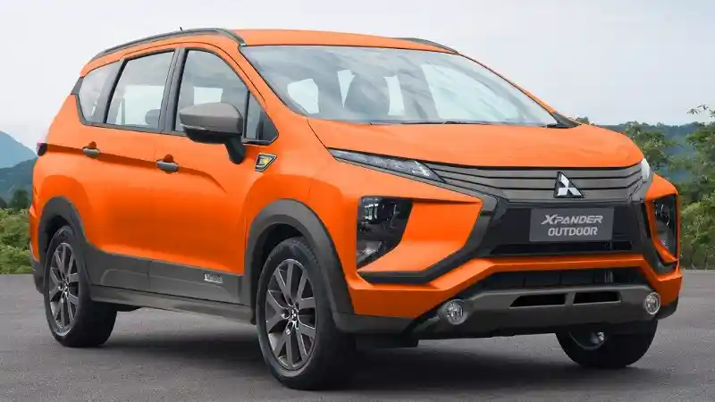 Foto - Xpander Versi Crossover Disebut-sebut Bersuspensi Lebih Jangkung