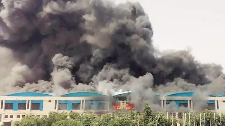 Berita - Suzuki Baleno dan Vitara Brezza Sementara Stop Produksi Karena Supplier Kebakaran