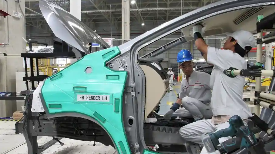 Foto - Melihat Langsung Proses Produksi Mitsubishi Xpander (12 Foto)
