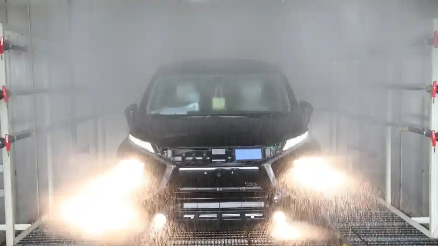 Foto - Avanza 'Ditempel' Xpander, Toyota: Ada Perubahan Preferensi Konsumen