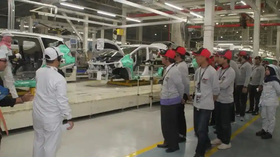 Foto - Melihat Langsung Proses Produksi Mitsubishi Xpander (12 Foto)