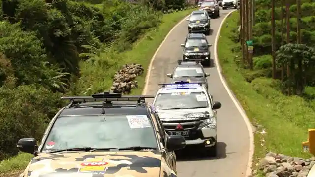 Foto - Pajero Owner Community Nikmati Pemandangan Dieng, Seru Dan Sangat Berkesan