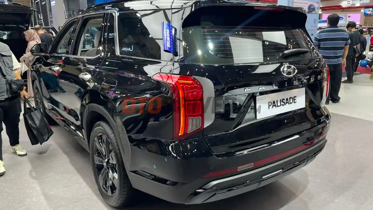 Foto - Hyundai Palisade Lawas Masih Ada Di GIIAS 2025, Berapa Diskonnya?